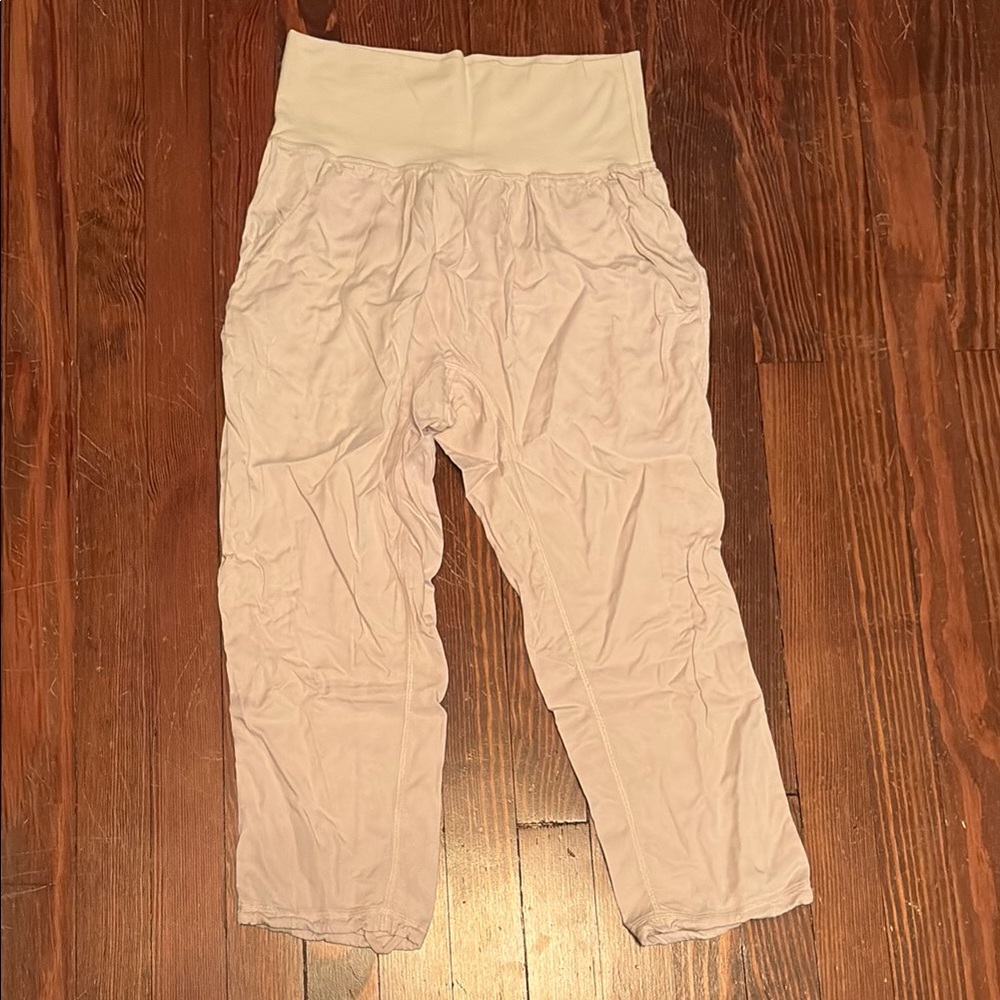Lululemon Capri- Size 2